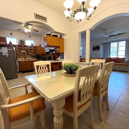 Welcome To The Unpretentious And Breezy Graceville, Steps Away From The Beach Saint James Exterior foto